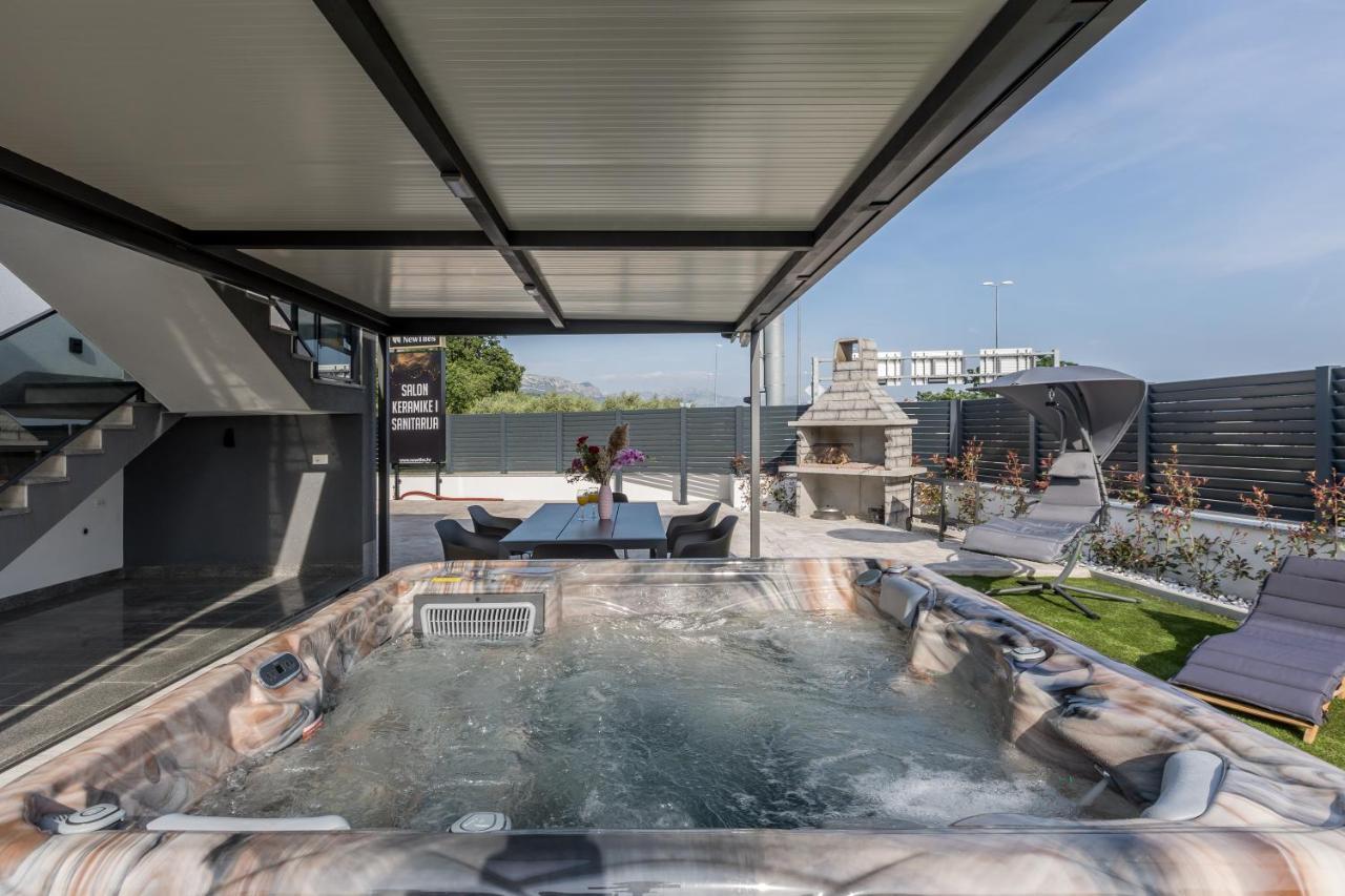 Luxury Apartments Katarina Kaštela Екстериор снимка