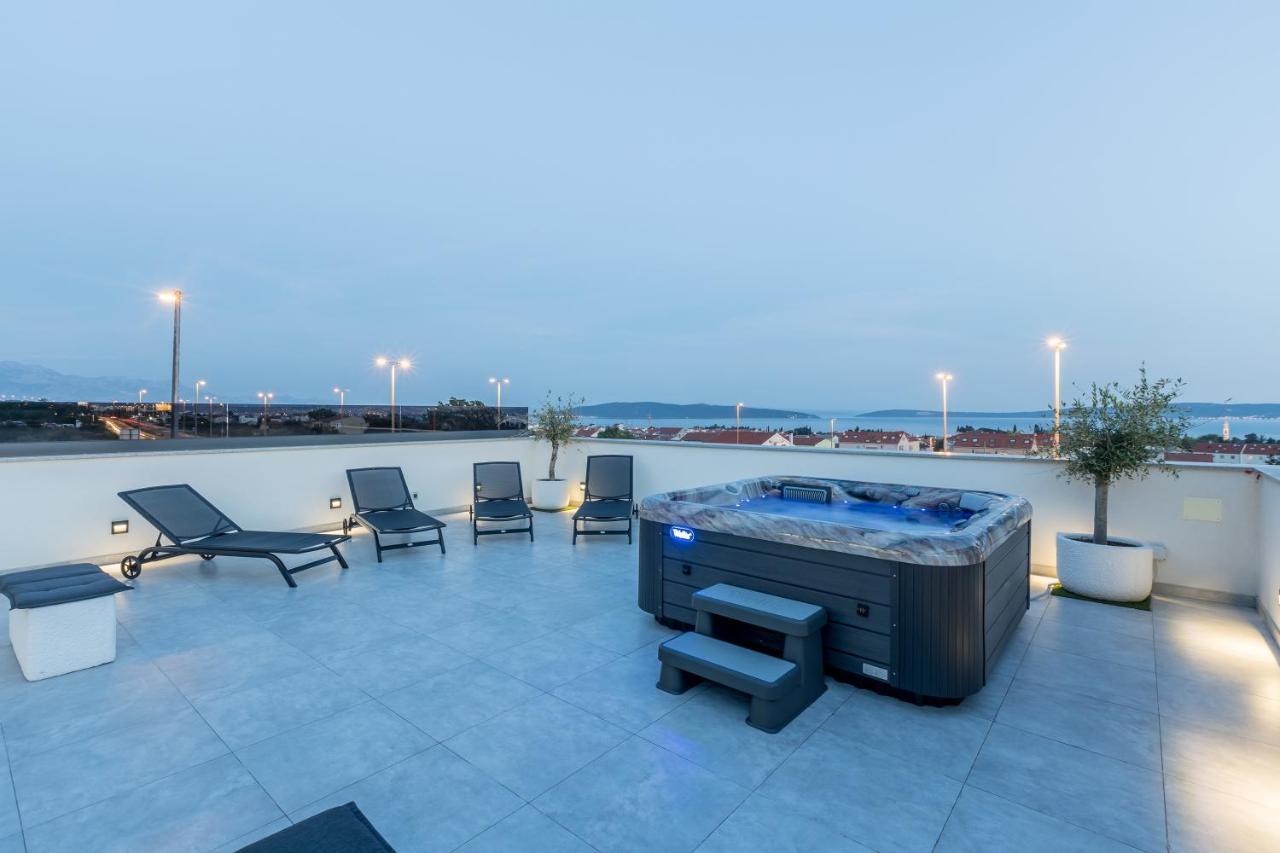 Luxury Apartments Katarina Kaštela Екстериор снимка