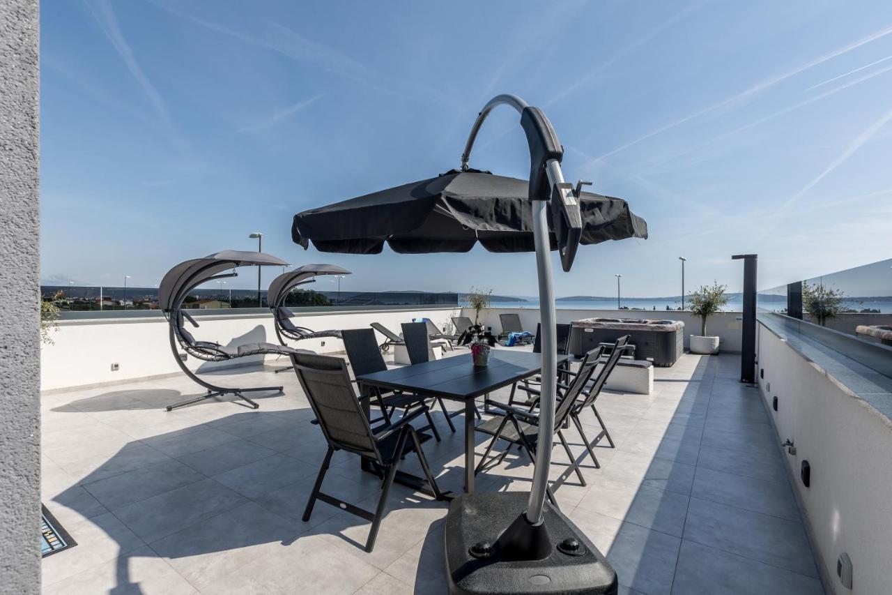 Luxury Apartments Katarina Kaštela Екстериор снимка
