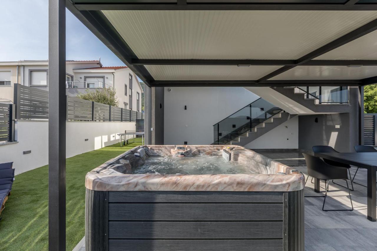 Luxury Apartments Katarina Kaštela Екстериор снимка
