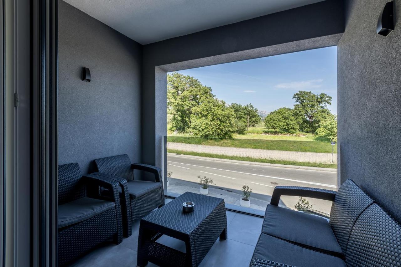 Luxury Apartments Katarina Kaštela Екстериор снимка