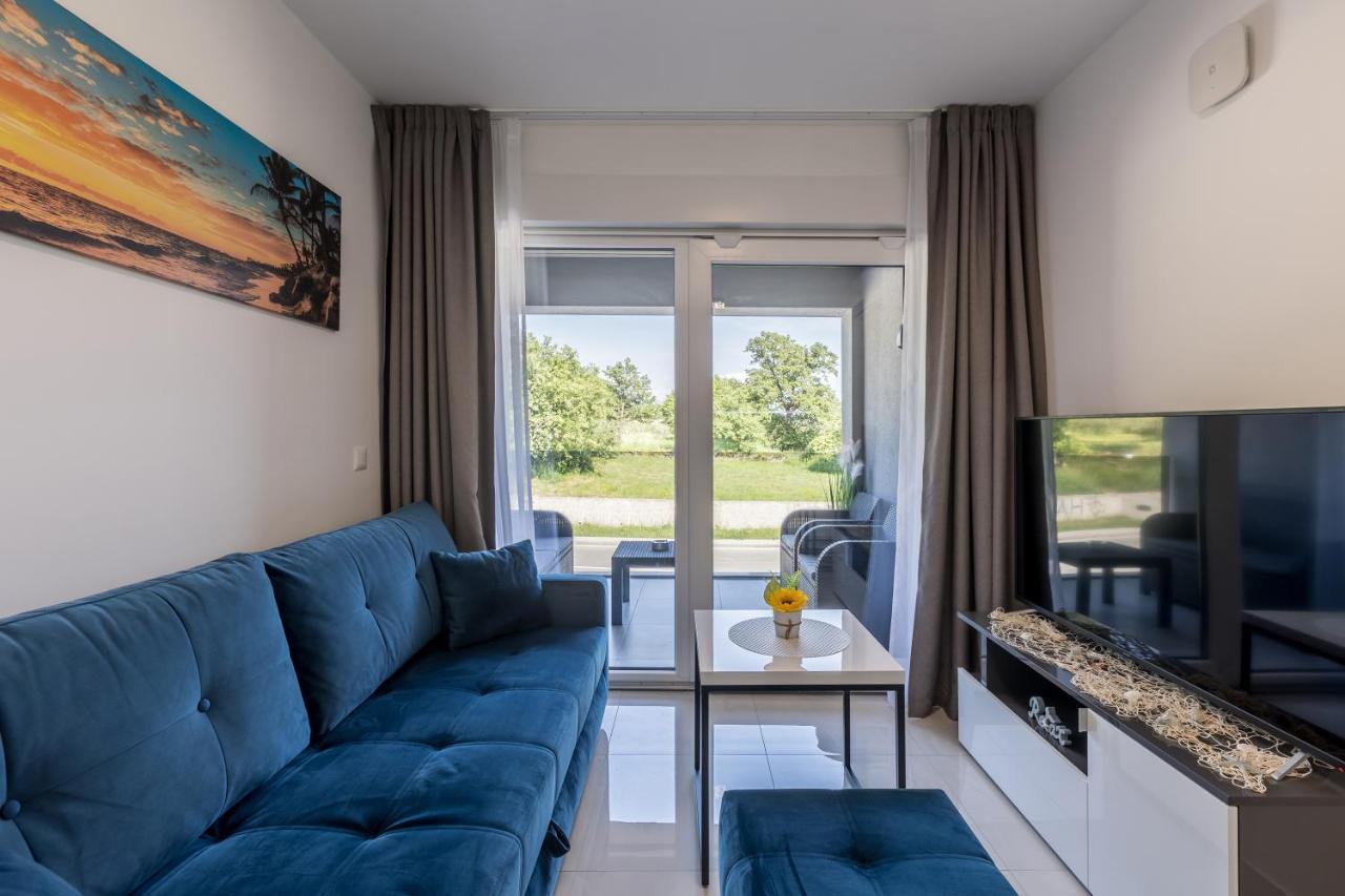Luxury Apartments Katarina Kaštela Екстериор снимка