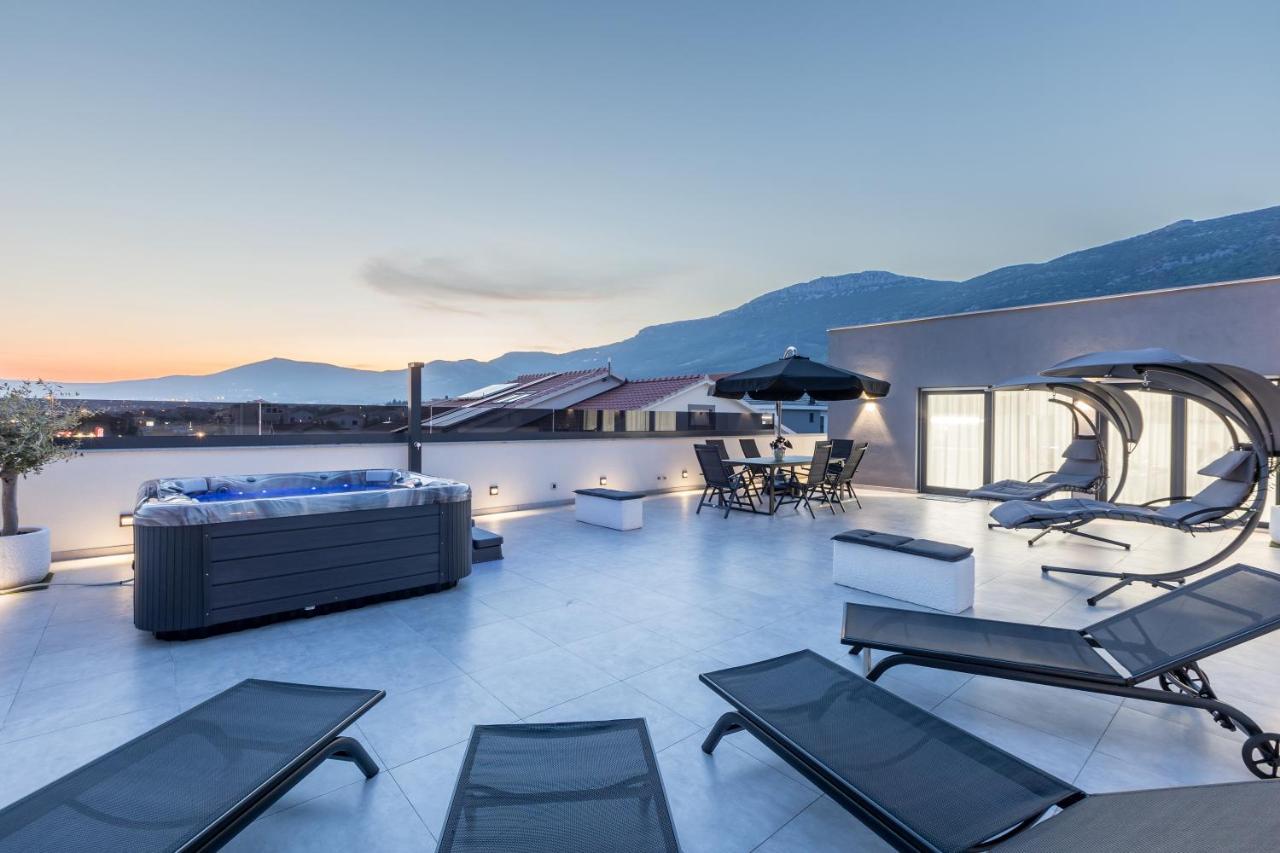 Luxury Apartments Katarina Kaštela Екстериор снимка