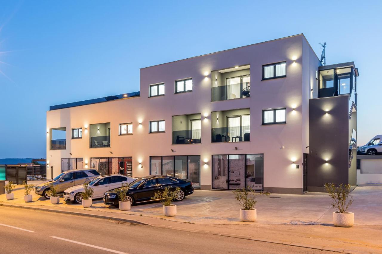 Luxury Apartments Katarina Kaštela Екстериор снимка